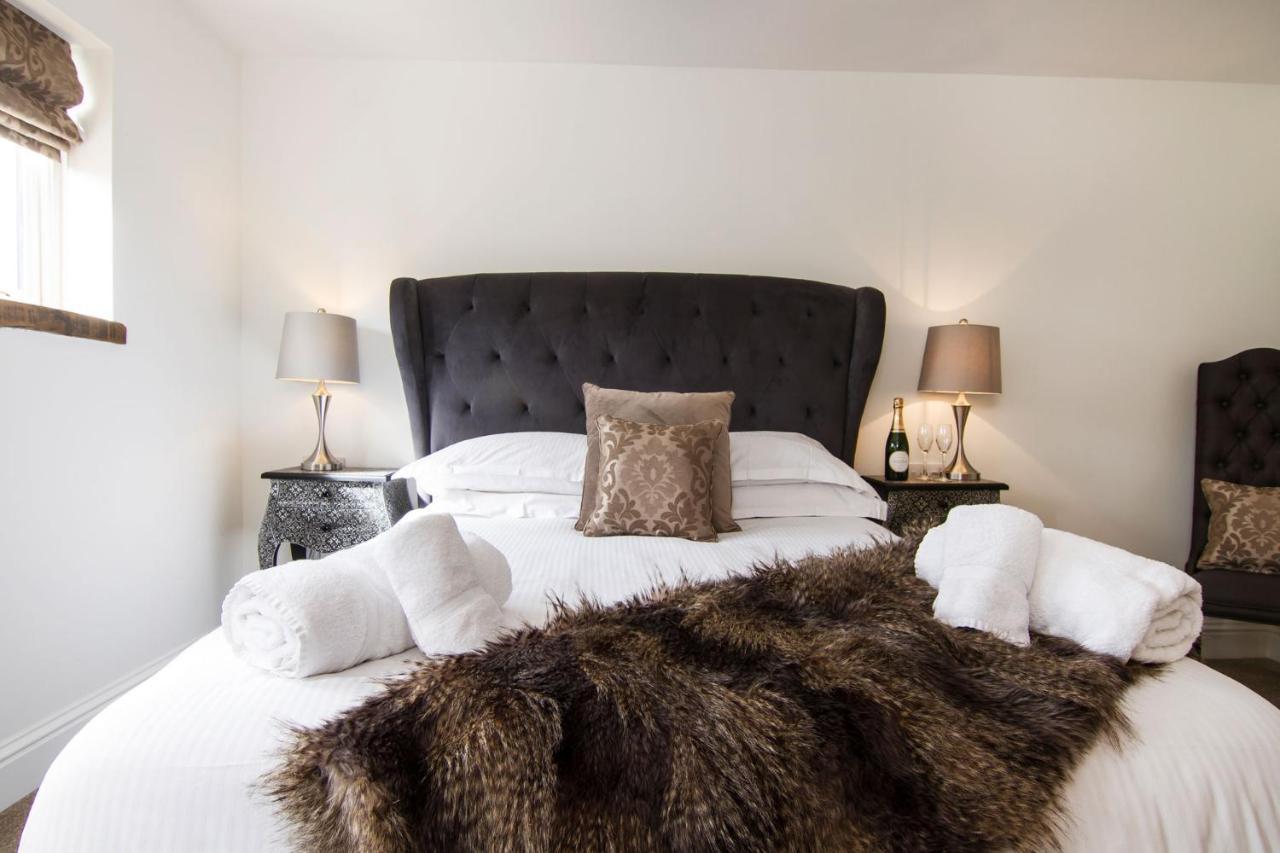 Romneys Apartments & Suites Kendal Eksteriør billede