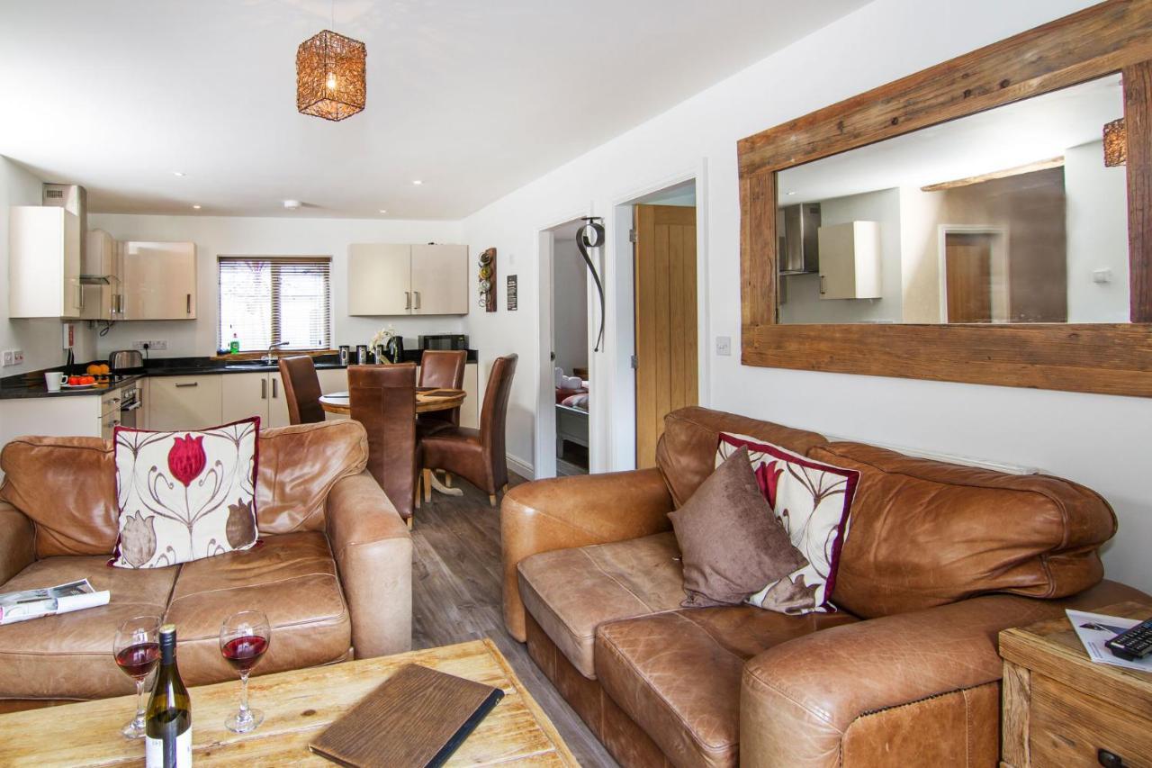 Romneys Apartments & Suites Kendal Eksteriør billede